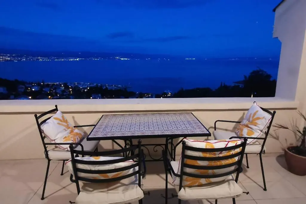 Villa Alba, Apartment Katja - With Swimming Pool Ičići Κροατία